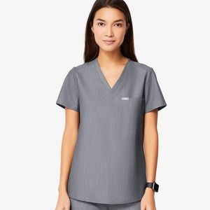 Figs Women’s Catarina Scrub Top in Graphite XS